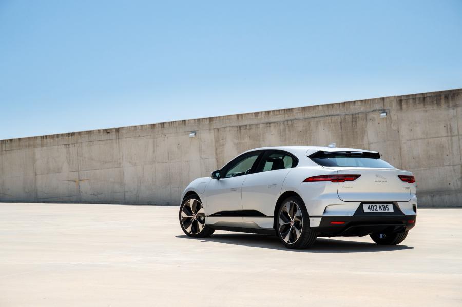  Jaguar I-Pace EV400 AWD S 2018 года  (WW) (фото 27 из 40)
